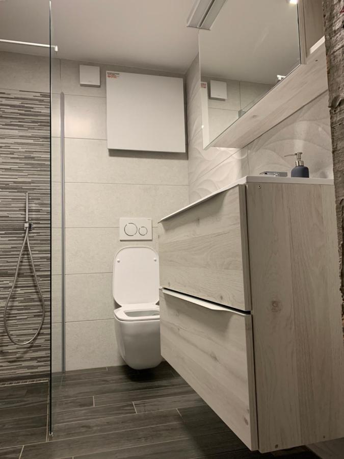 Apartma Sinitus Izola Buitenkant foto