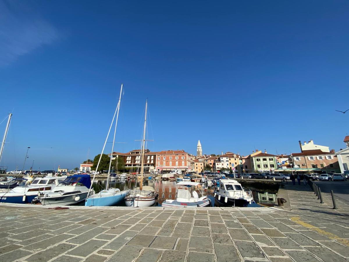 Apartma Sinitus Izola Buitenkant foto