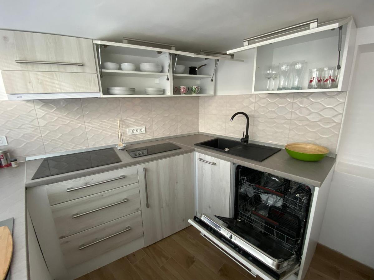 Apartma Sinitus Izola Buitenkant foto