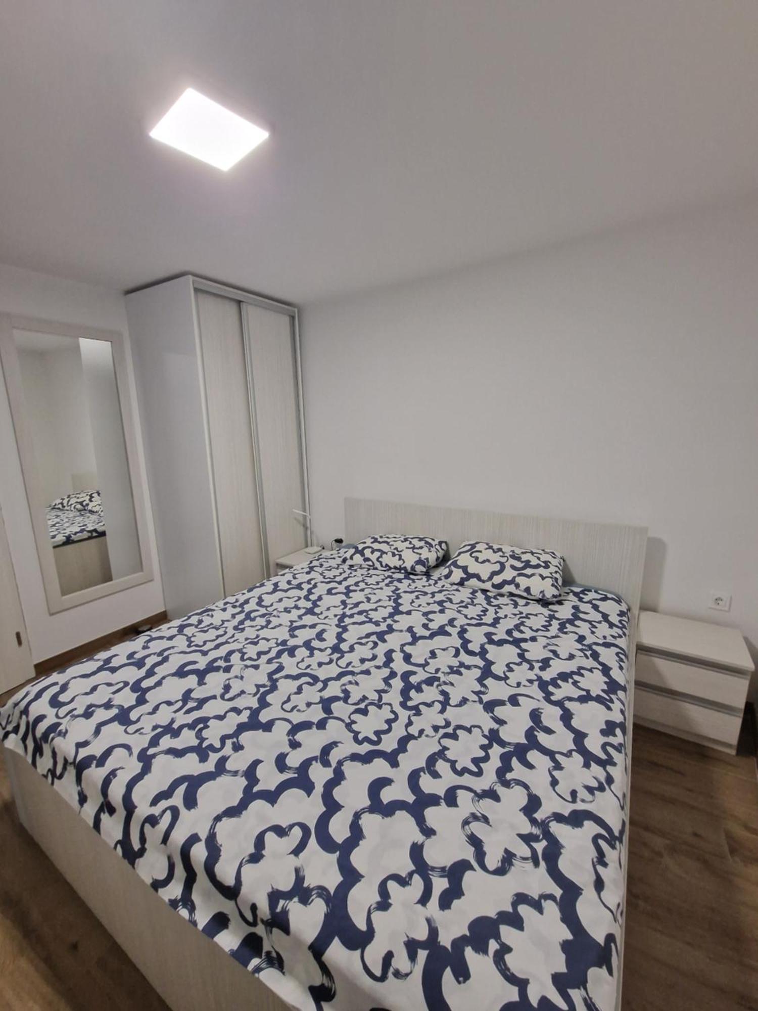 Apartma Sinitus Izola Buitenkant foto